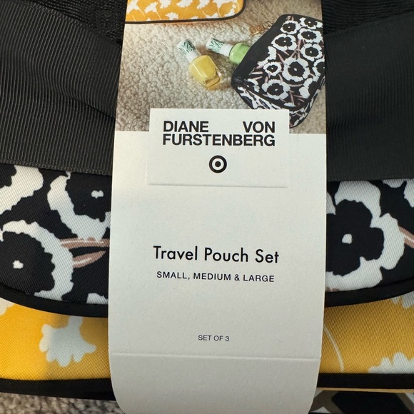 Diane von Furstenberg Travel Pouch Set - Picture 4 of 4